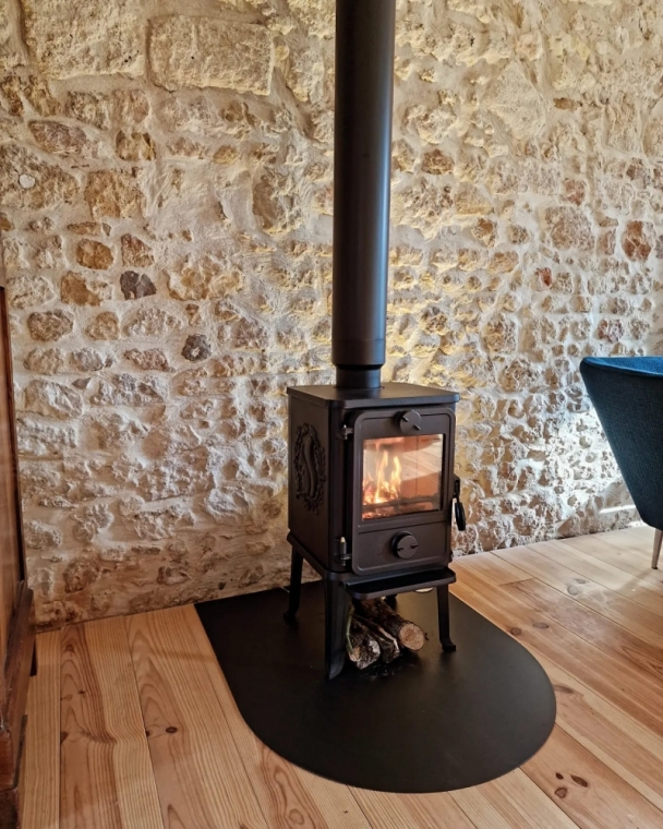 INSTALLATION POELE A BOIS DANS LE MEDOC, Lesparre-Médoc, PIGEASSOU ÉNERGIE